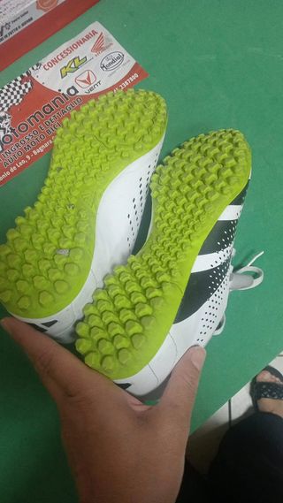 Scarpe Adidas Predator calcetto bianche n.39