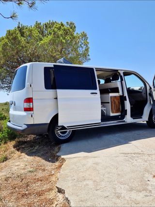 Volkswagen Transporter T5 2011