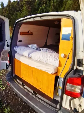 Volkswagen Transporter T5 2011