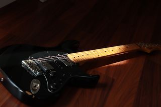 Guitarra Eléctrica Cort HBS-I Korea