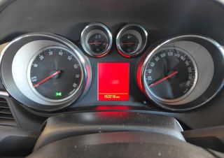 Opel Zafira Tourer    1.4 TURBO  140cv 