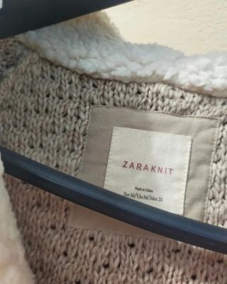 Chaleco Zara capucha lana mujer 