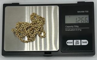 Cadena Salomónica de oro de 18k 12.66 g, 61 cm.