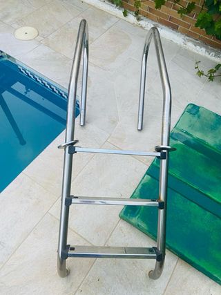 Escalera Piscina aluminio 