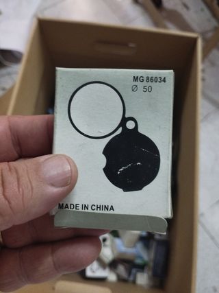 Set di lenti d'ingrandimento e bussole