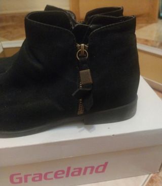Botines Graceland negros planos