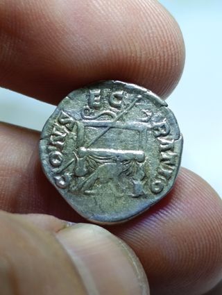 Moneda Romana Faustina II la menor