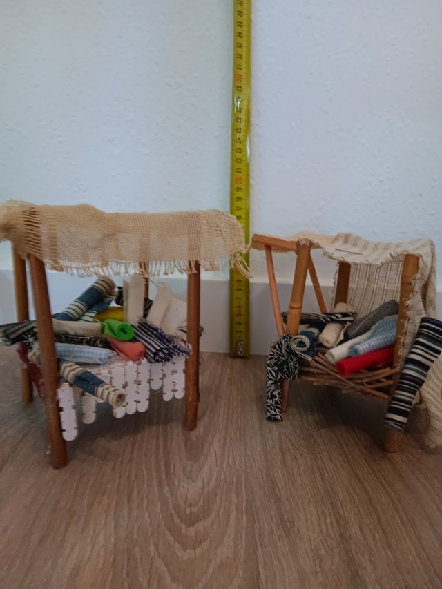 Puestos de mercado belenes con telas