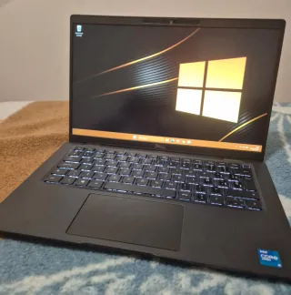 Portátil Dell i5PRO-1145G7,16GB RAM,M2 4TB,13.3"