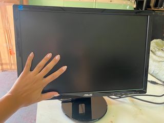 Pantalla Asus Negra