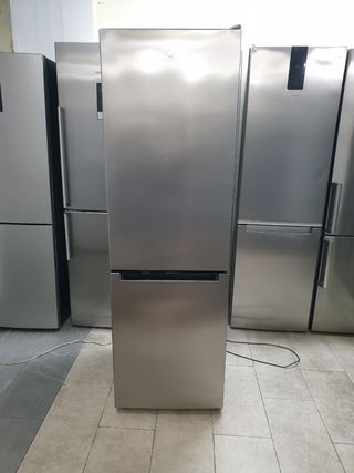 Nevera Indesit 187x60cm A++ No Frost con Garantía 