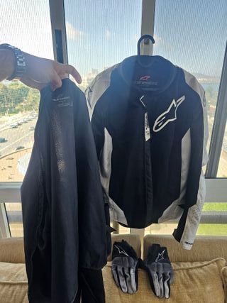 Chaqueta y guantes de moto Alpinestars