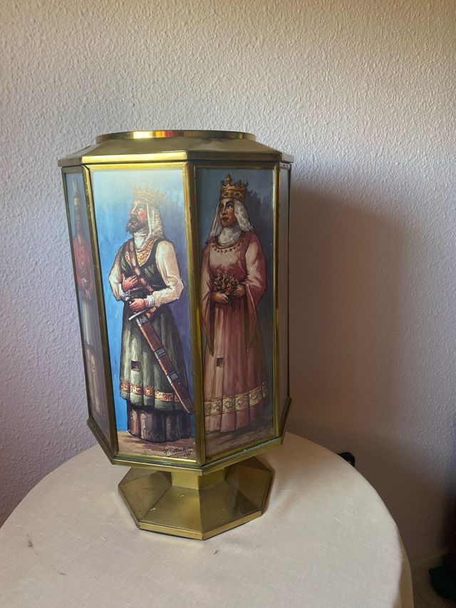 Maceteros latón gigantes cabezudos grande 48 alto