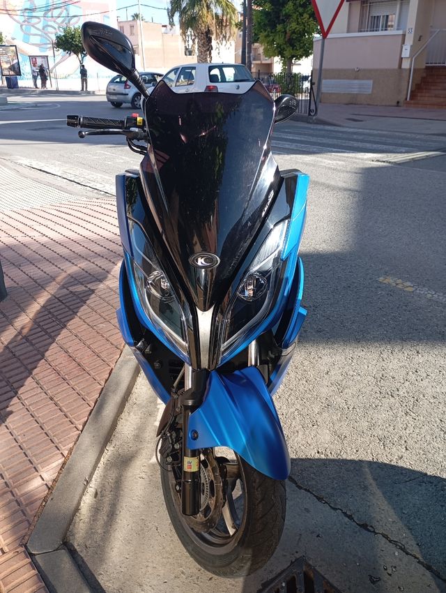 Scooter Kymco K-XCT 125i
