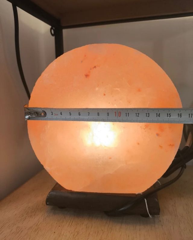 Lámpara Sal Himalaya Flor de Loto Madera