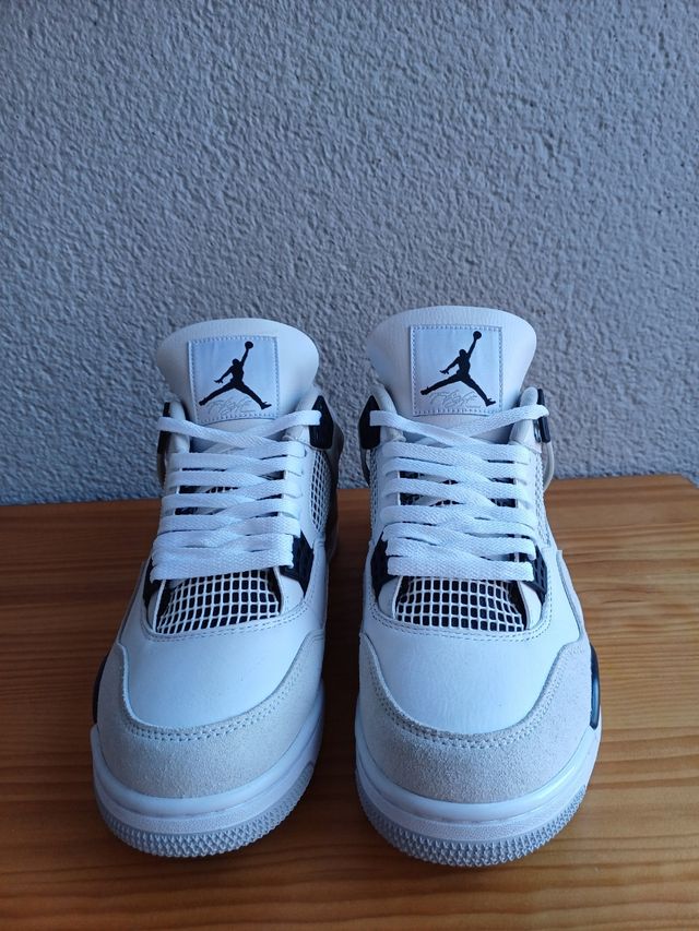 Jordan 4 Military Black