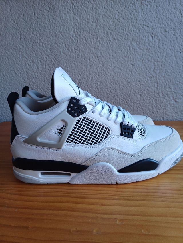 Jordan 4 Military Black