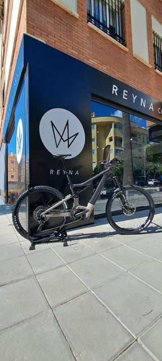 Focus Jam 8.7
Cuadro Carbono
Motor Bosch
Batería 6