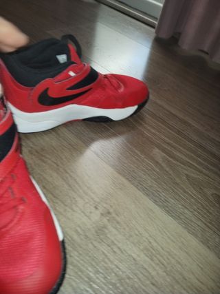 Zapatillas Baloncesto Nike Niño Rojas
