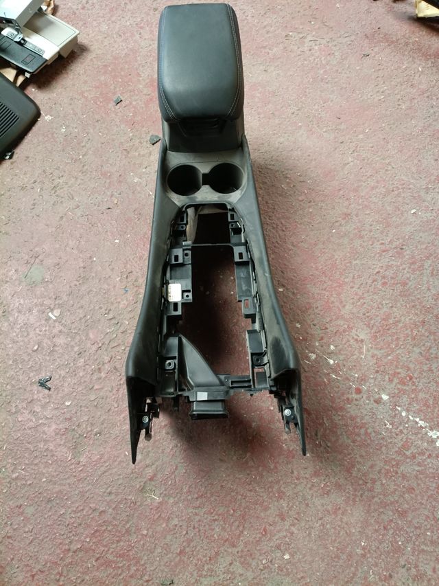 Consola Central Nissan Qashqai J12 (2021-2025)