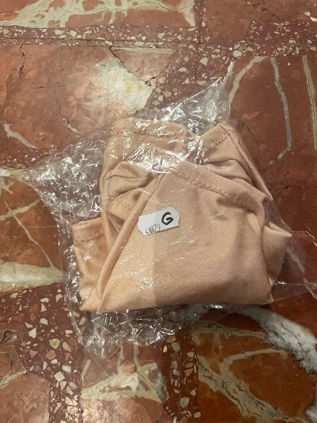 Cubre patines negros y color carne 