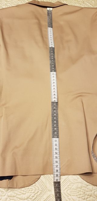 Traje Purificación García camel