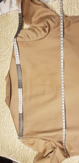 Traje Purificación García camel