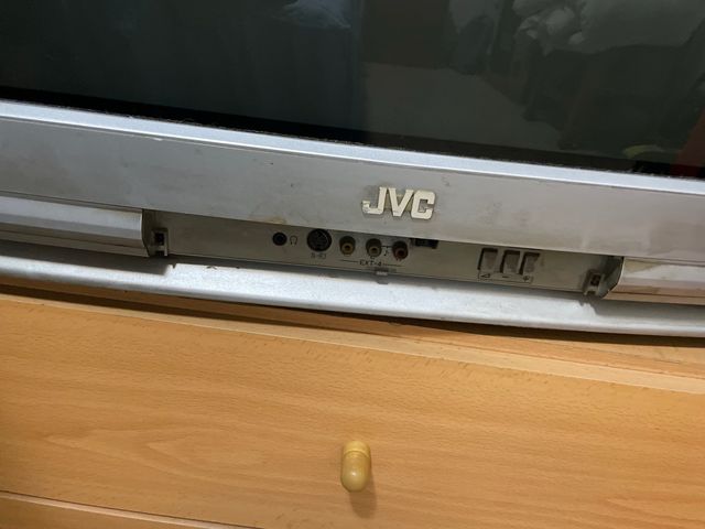 Televisor JVC Grande 28 pulgadas