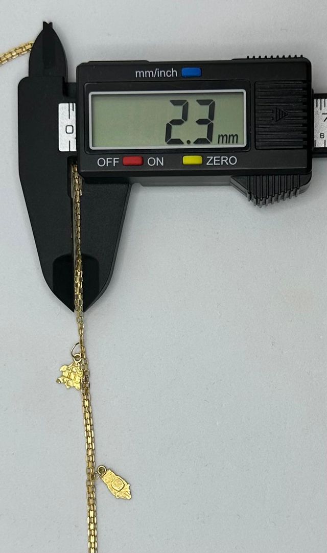 Cadena Bismark de oro de 18k, 6.79 g, 41 cm.