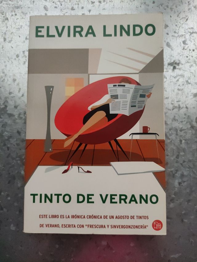 Elvira Lindo -colección Tinto de Verano