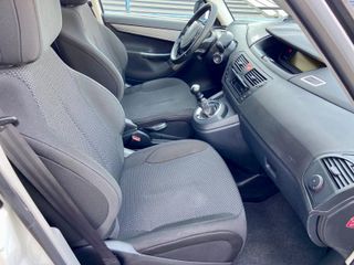Citroen Grand C4 Picasso 2013