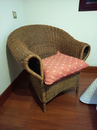 Sillón de mimbre vintage