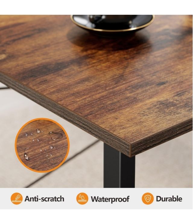 Mesa de madera y metal