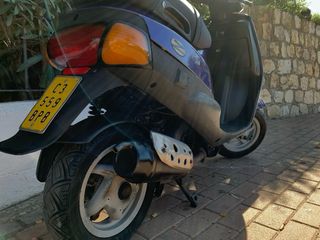 Motocicleta Piaggio Typhoon 50cc Azul