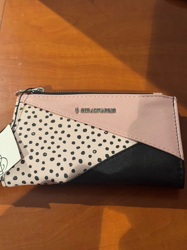 Monedero Stradivarius Negro y Rosa