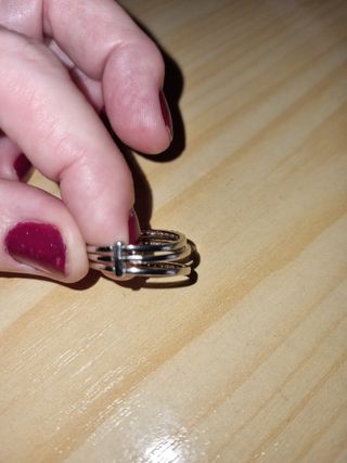 Anillo de plata de Parfois con circonio blancas