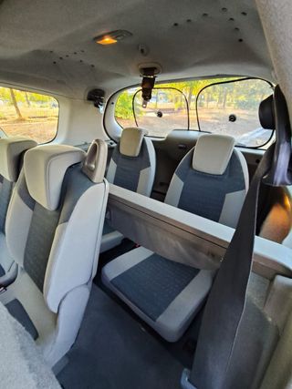 Renault Grand Scenic 2005