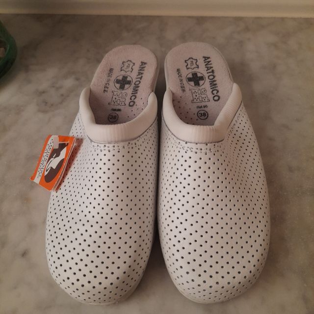 Zuecos Anatómicos Blancos Talla 38