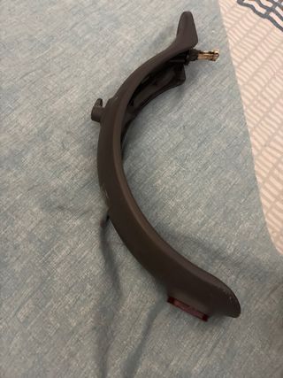 Guardabarros patinete con luz trasera