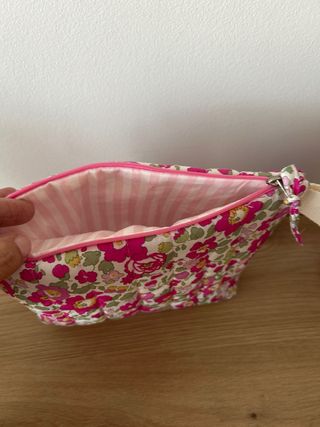 Neceser flores liberty rosa