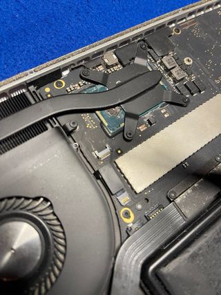 MacBook Pro A1502 2015 - Piezas