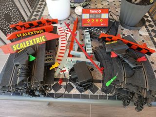 Scalextric - Circuito de Carreras y Accesorios