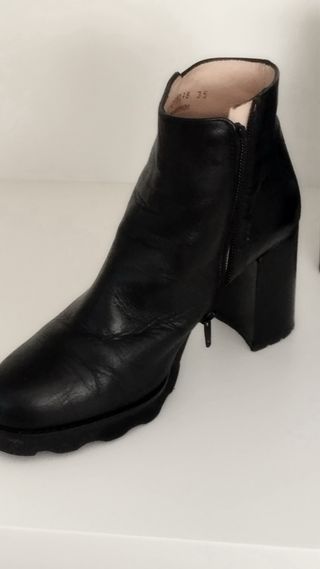 Botines negros con plataforma