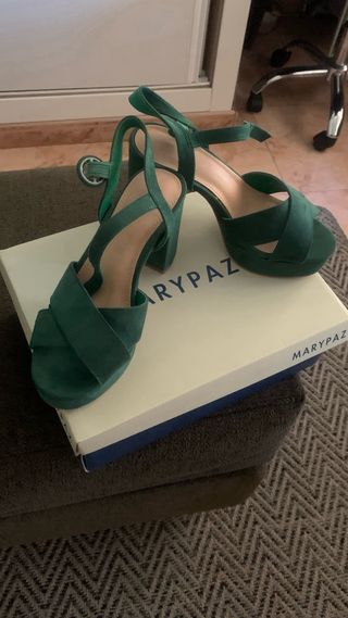 Zapatos de tacón Mary Paz verdes