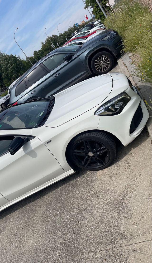 LLANTAS Mercedes CLA AMG negro brillante.