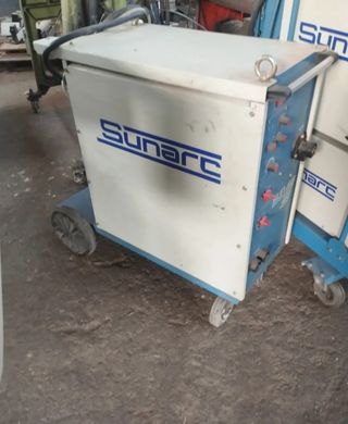 Máquina de soldar Sunarc SUNMIG 460 Y SUNNY 255