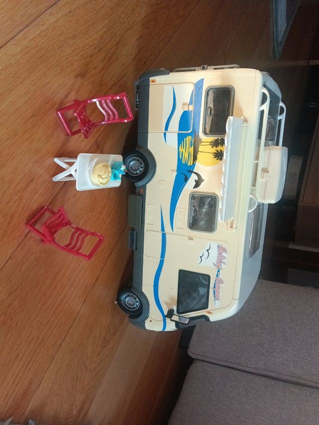 Caravana Playmobil con accesorios