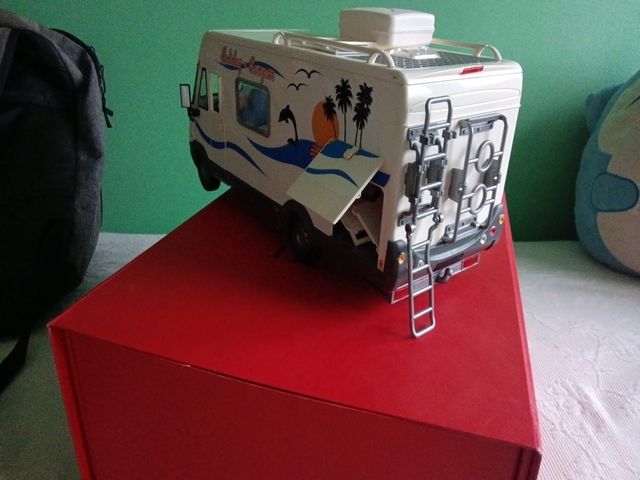 Caravana Playmobil con accesorios