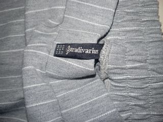 Pantalones de rayas grises mujer