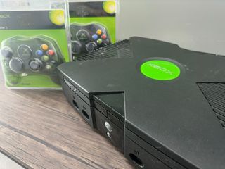 Consola Xbox Classic + 2 mandos nuevos